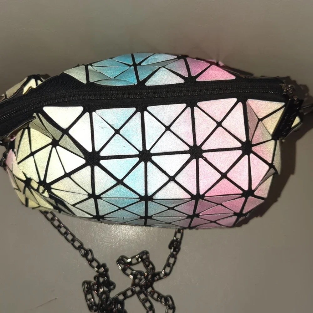 Bao Bao crossbody - Picture 4 of 8